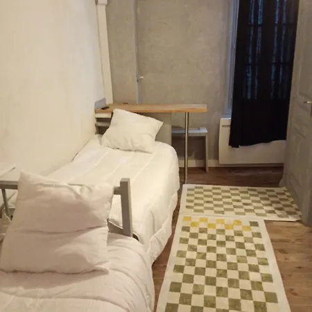 Acacia - Center - Free Parking - Self-check-in Apartman *