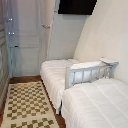 Acacia - Center - Free Parking - Self-check-in Apartman